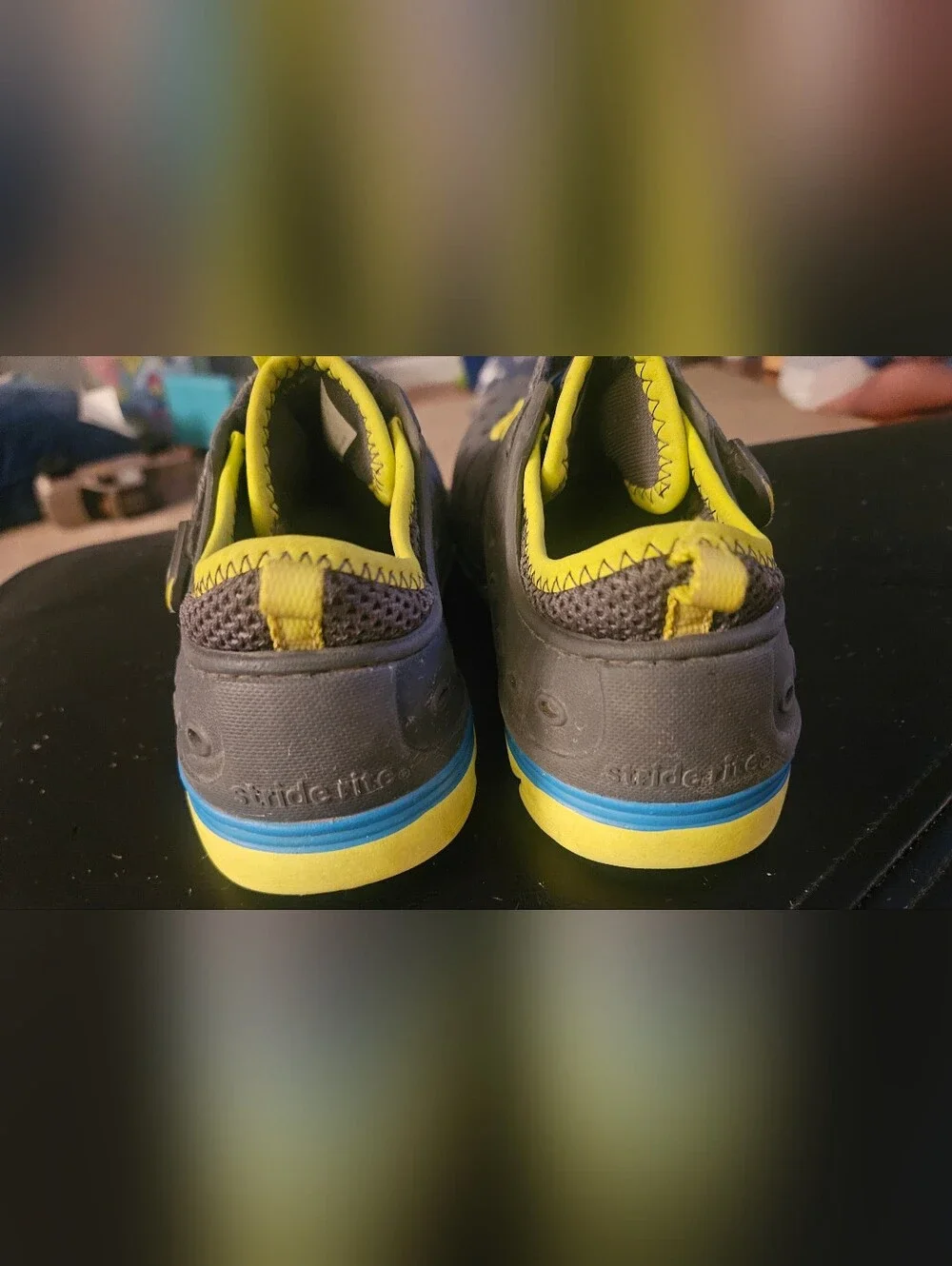 Stride Rite Made 2 Play Phibian Water Shoes Boy's Size 1 Gray Blue Lime Green